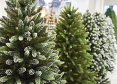 Jak wybrać idealną sztuczną choinkę do mieszkania